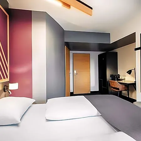 Wiesbaden-hbf Hotel 3*